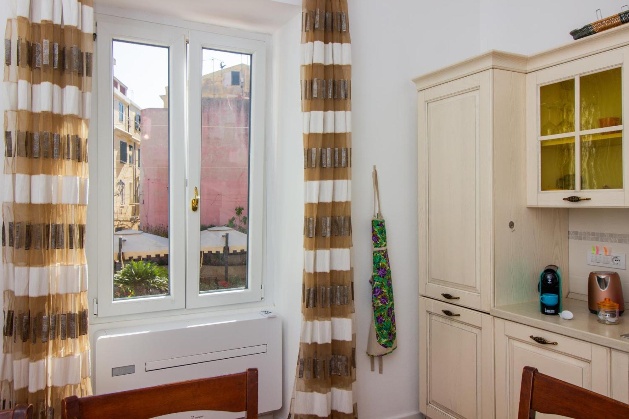 Appartamento In Centro Alghero Esterno foto