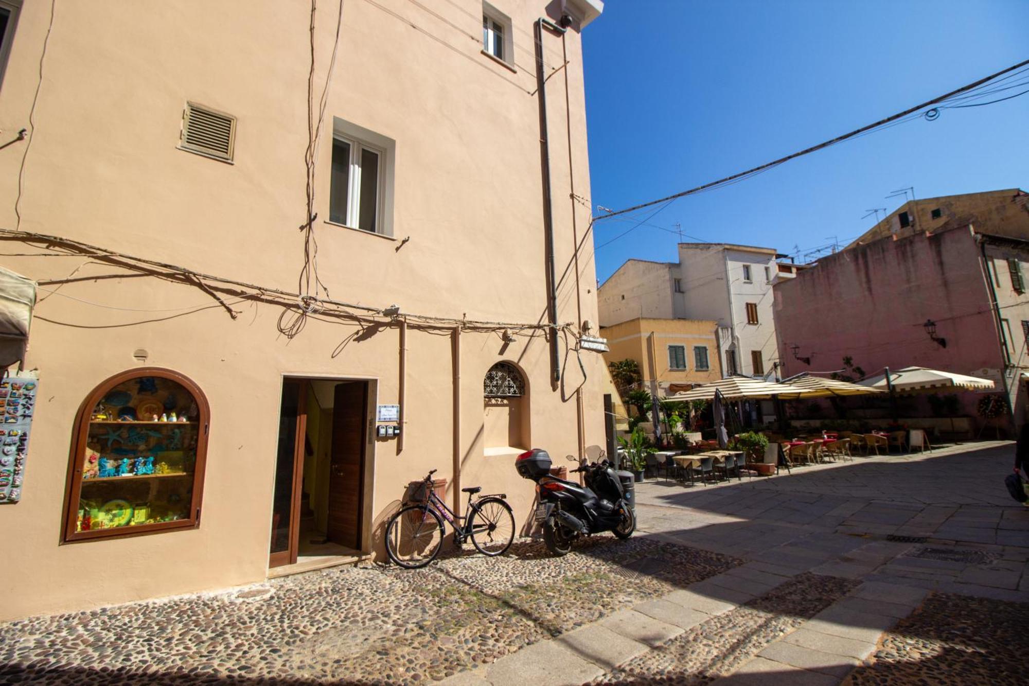 Appartamento In Centro Alghero Esterno foto