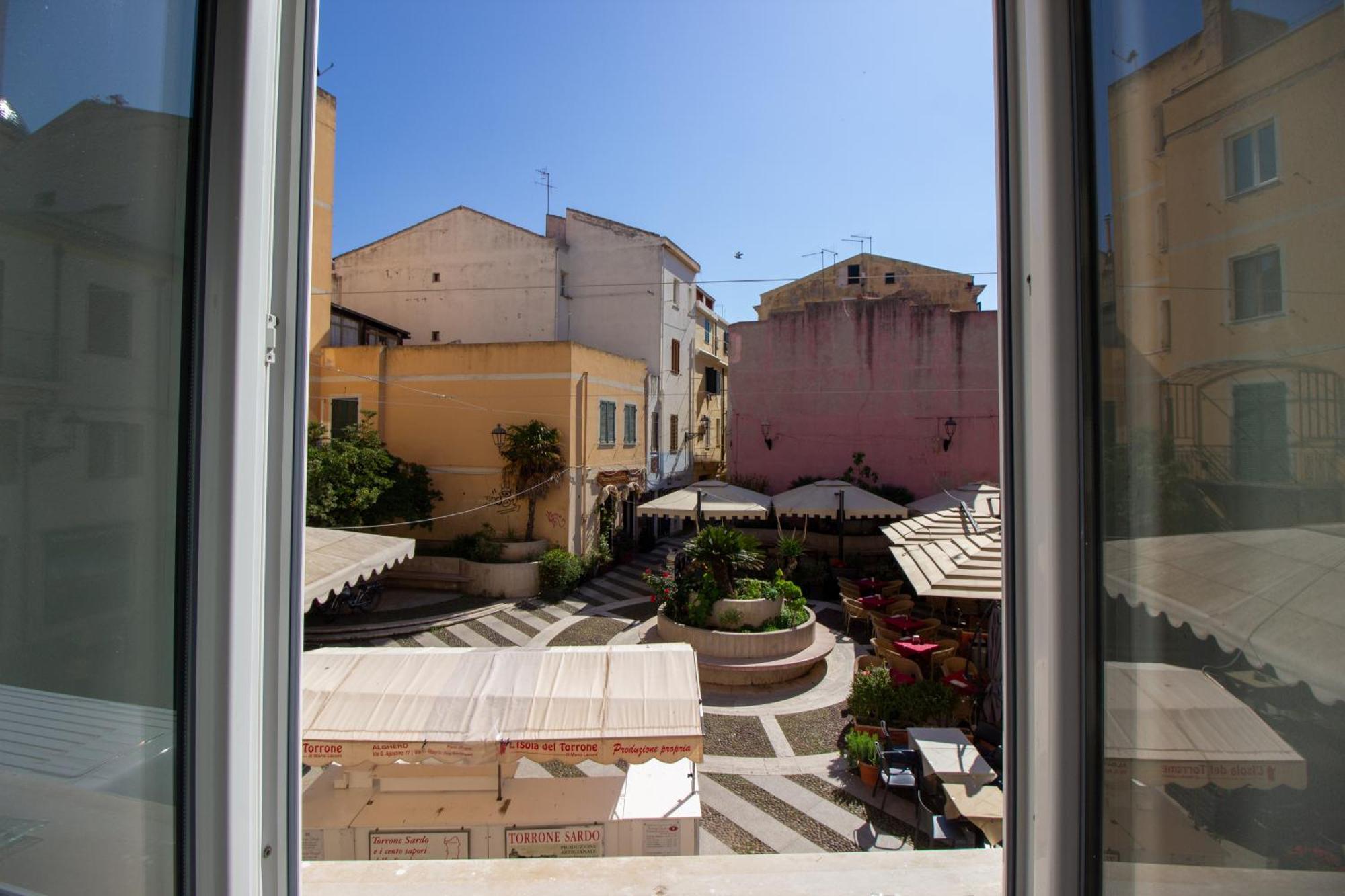 Appartamento In Centro Alghero Esterno foto