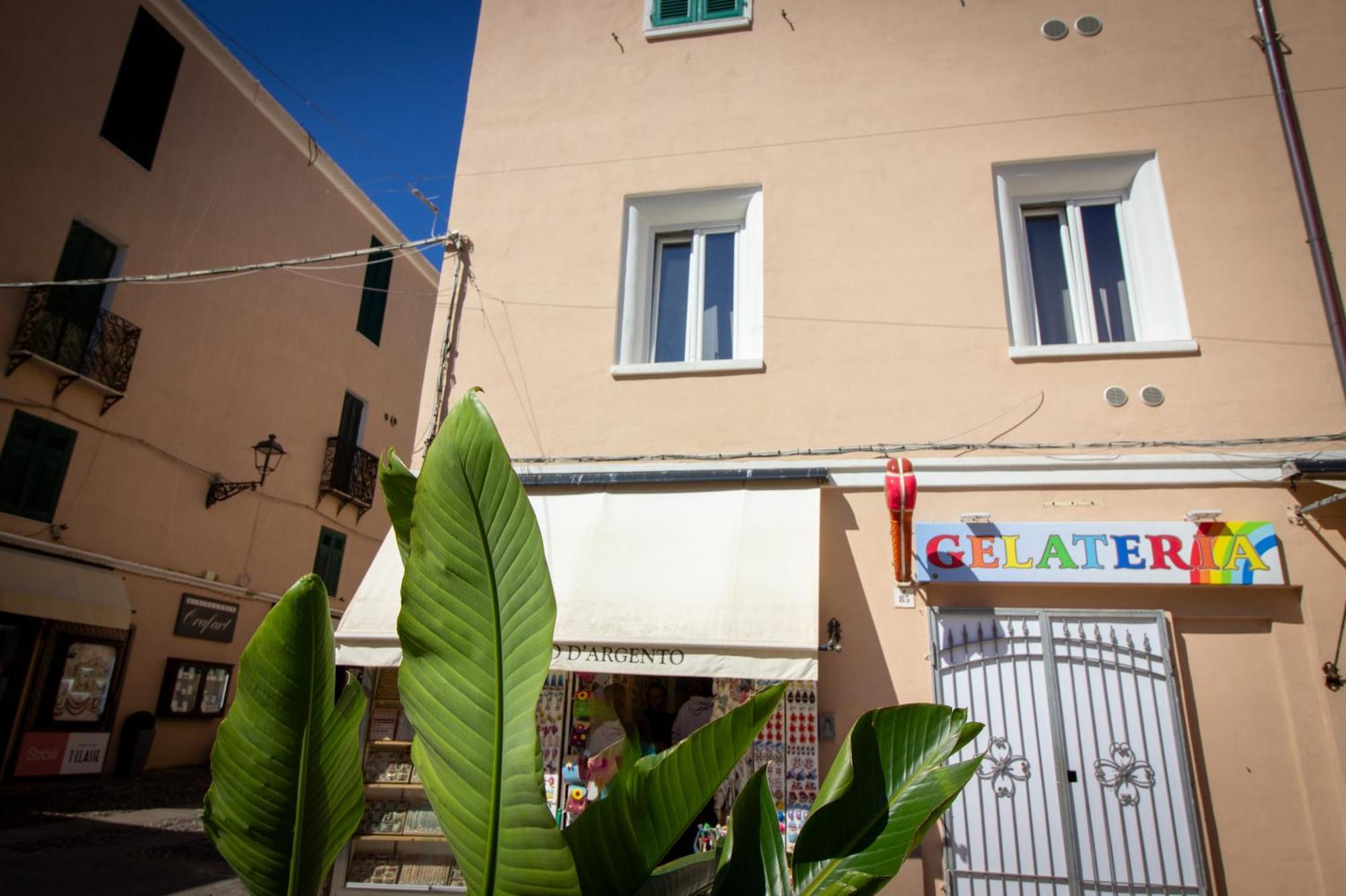 Appartamento In Centro Alghero Esterno foto